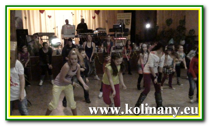 Fotogaléria 2012.02.18. - Kolon - 3. RETRObál (36) 2012.02.18. - Kolon - 3. RETRObál